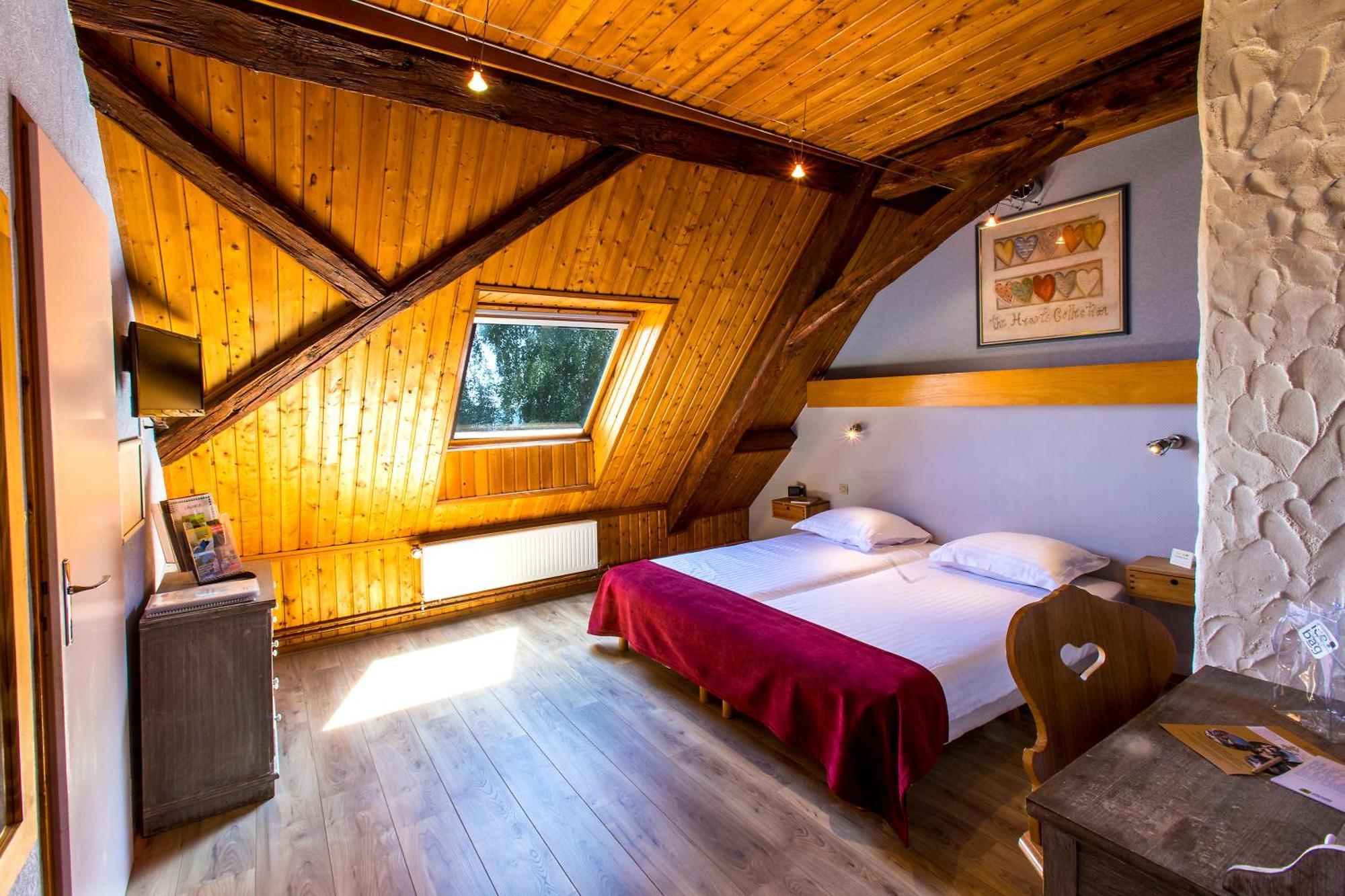 Hotel Le Bouton D'Or Lapoutroie Zewnętrze zdjęcie