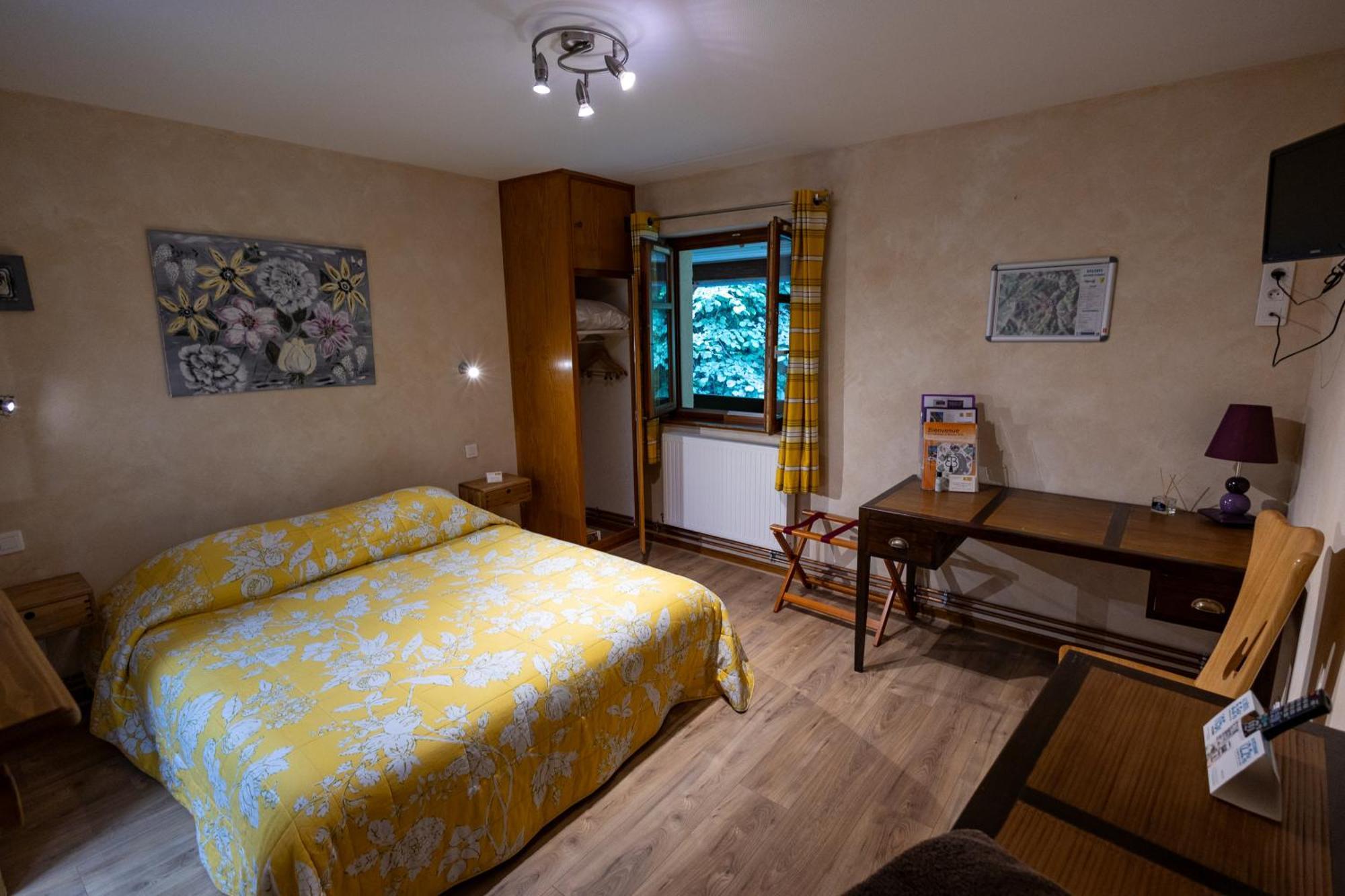 Hotel Le Bouton D'Or Lapoutroie Zewnętrze zdjęcie